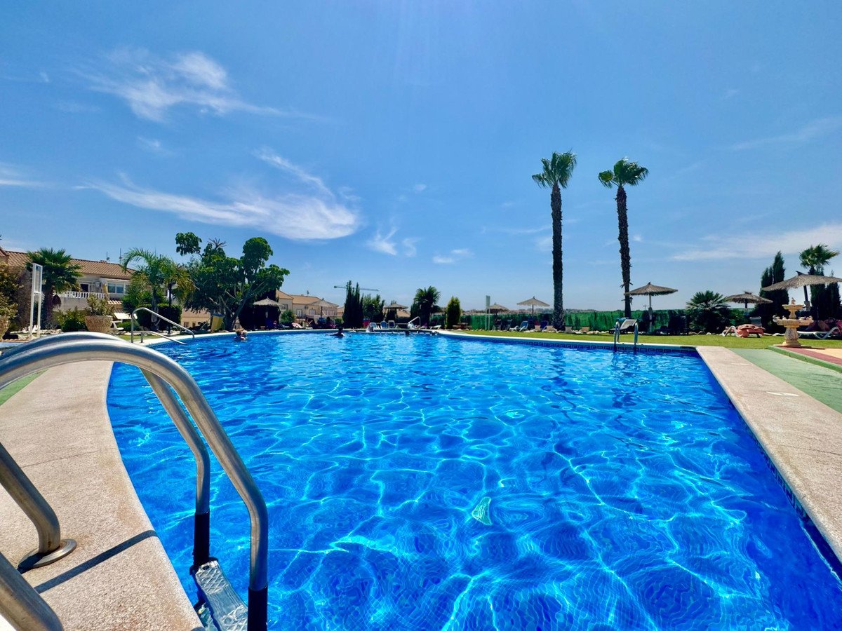 2 Bed Detached Villa in La Florida in La Florida, Detached Villa