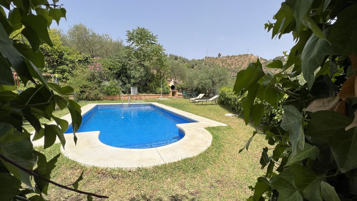 3 Bed Finca - Cortijo in Almogía in Almogía, Finca - Cortijo