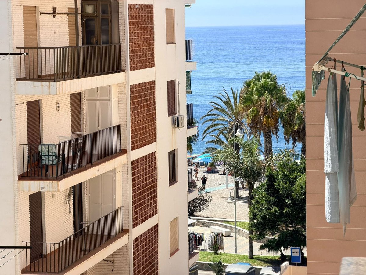 2 Bed Middle Floor Apartment in Almuñecar in Almuñecar, Apartment