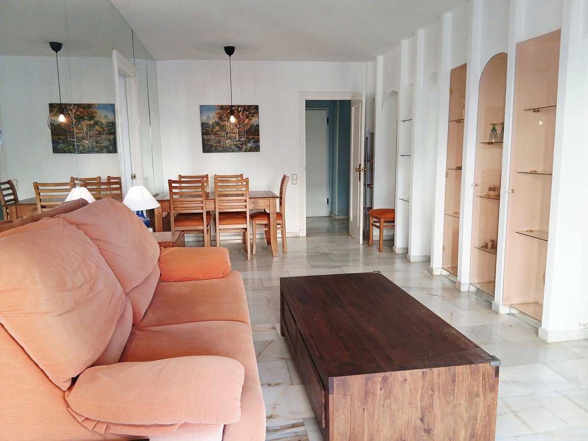 3 Bed Middle Floor Apartment in Almuñecar in Almuñecar, Apartment
