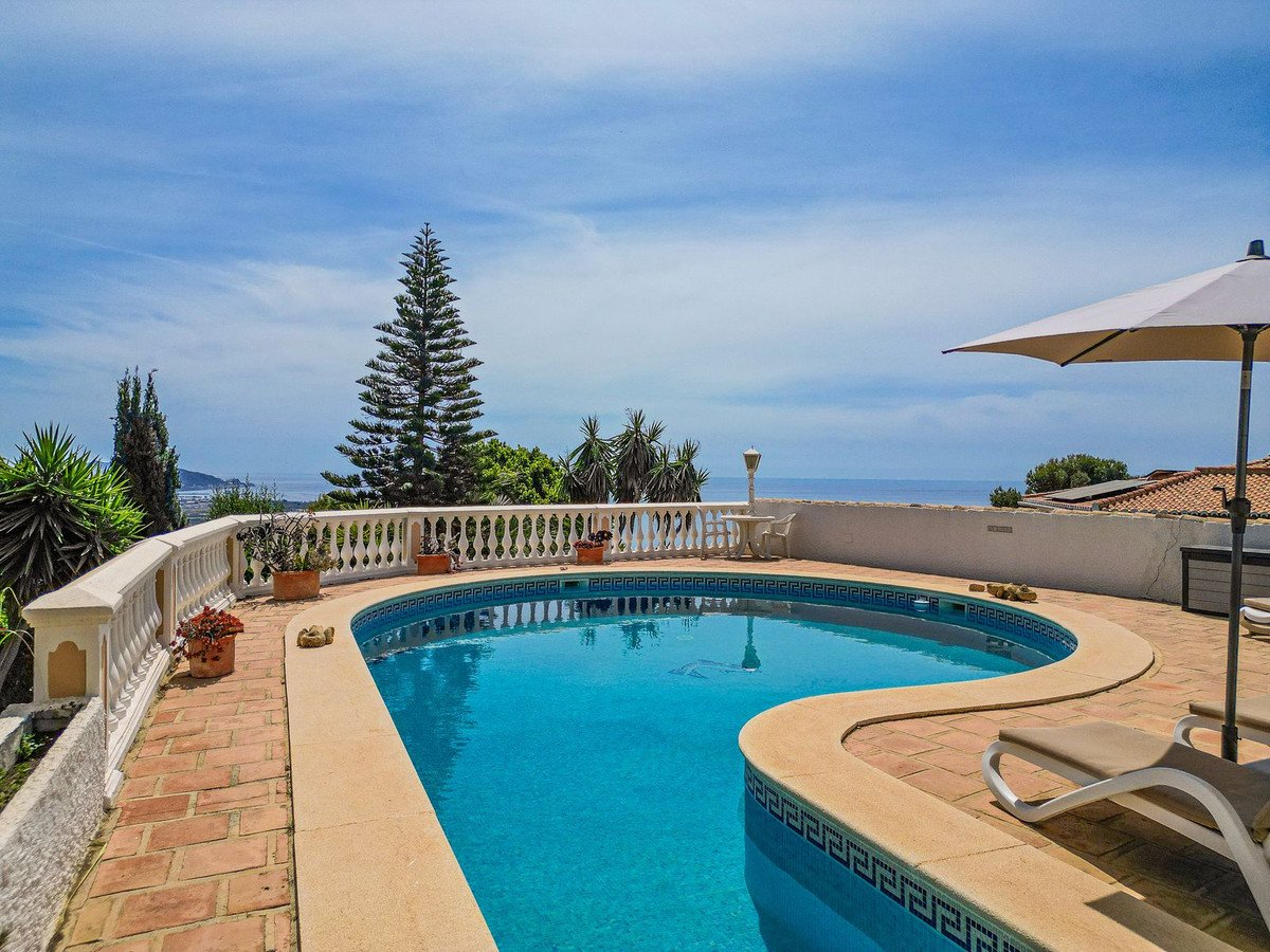 4 Bed Detached Villa in Salobreña in Salobreña, Detached Villa
