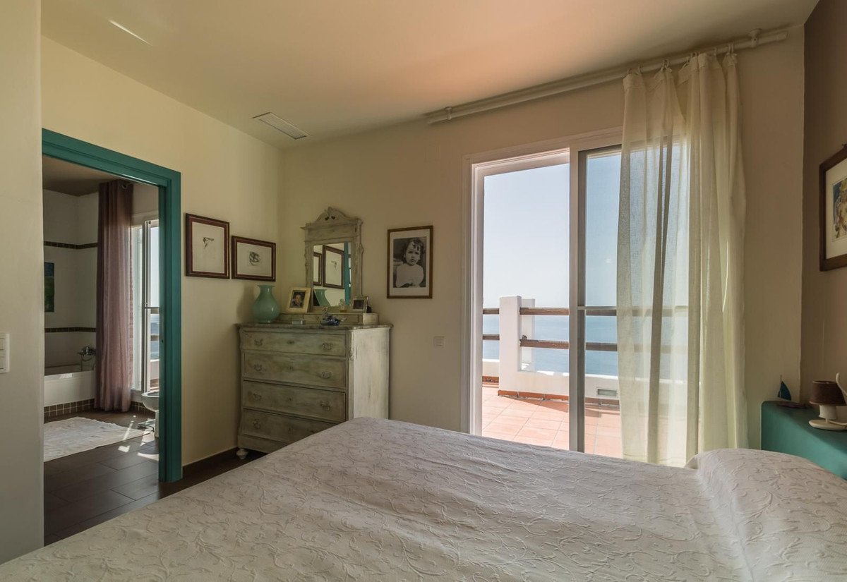 8 Bed Vrijstaande Villa in Salobreña in Salobreña, 