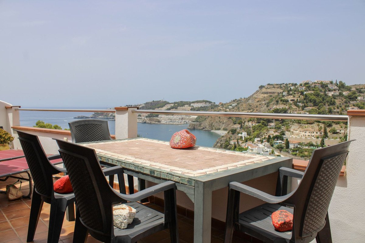 4 Bed Detached Villa in Almuñecar in Almuñecar, Detached Villa