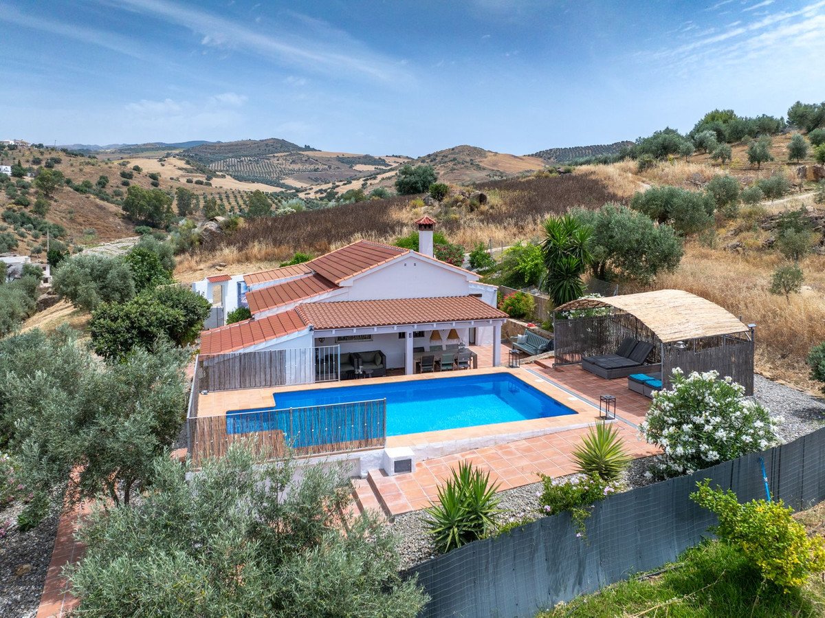 3 Bed Finca - Cortijo in Alora in Alora, Finca - Cortijo
