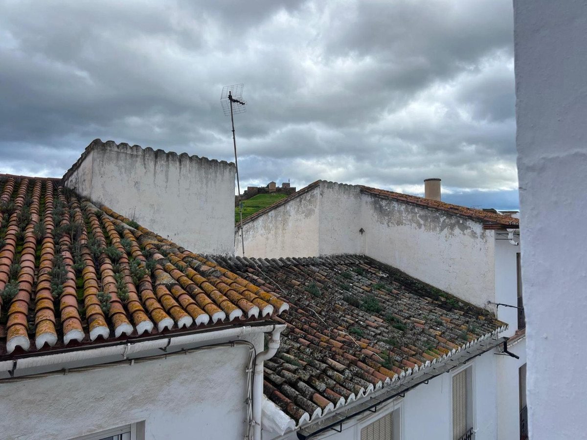 6 Bed Townhouse in Alora in Alora, Townhouse