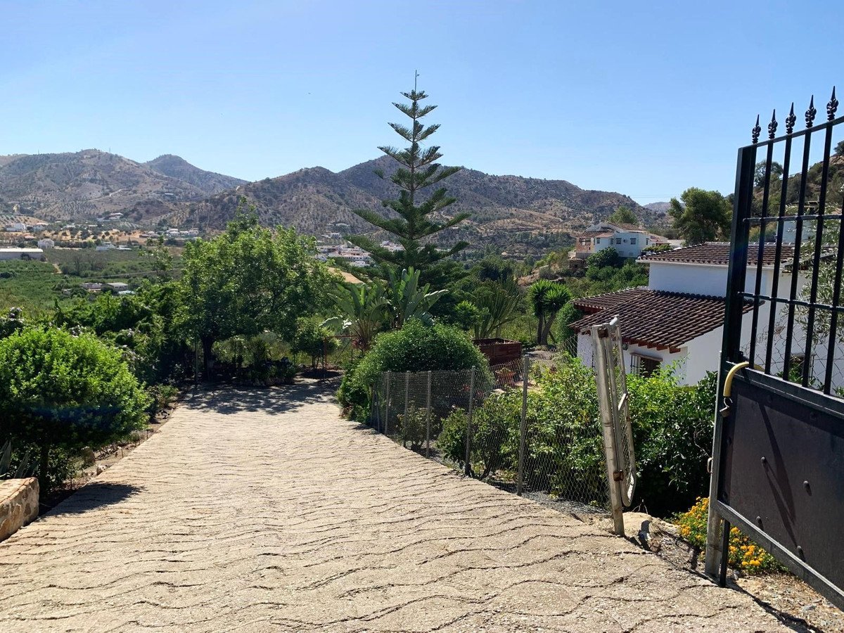 3 Bed Detached Villa in Alora in Alora, Detached Villa