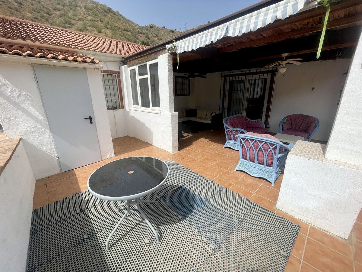 3 Bed Detached Villa in Alora in Alora, Detached Villa