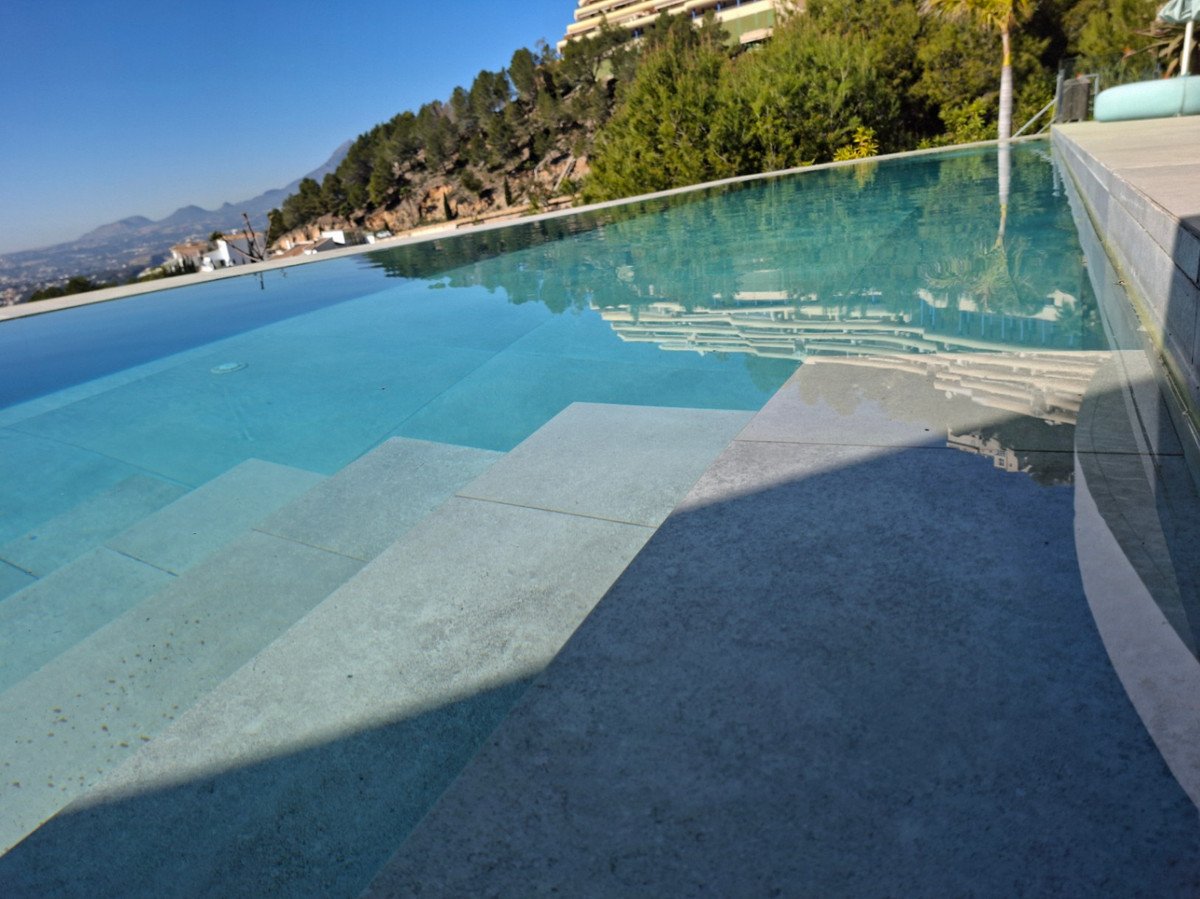 5 Bed Brīvi stāvoša villa in Altea Hills