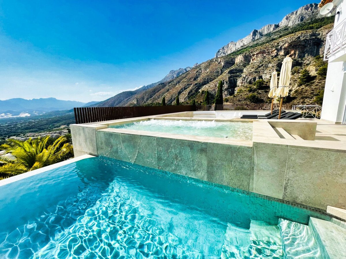 8 Bed Отдельно стоящая вилла in Altea la Vella в Altea la Vella, 