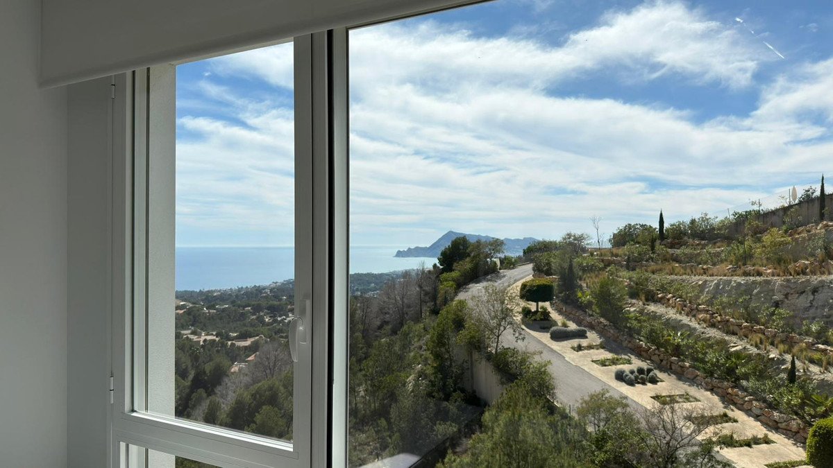 4 Bed Bungalow in Altea في Altea, بنجله