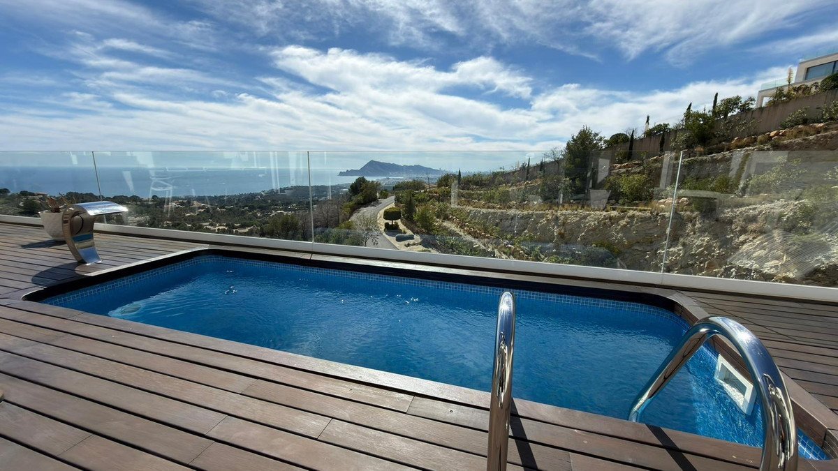 4 Bed Bungalow in Altea in Altea, Bungalow