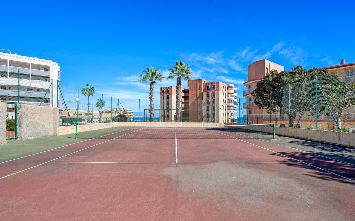 3 Bed Ground Floor Apartment in Arenales del Sol in Arenales del Sol, Apartment