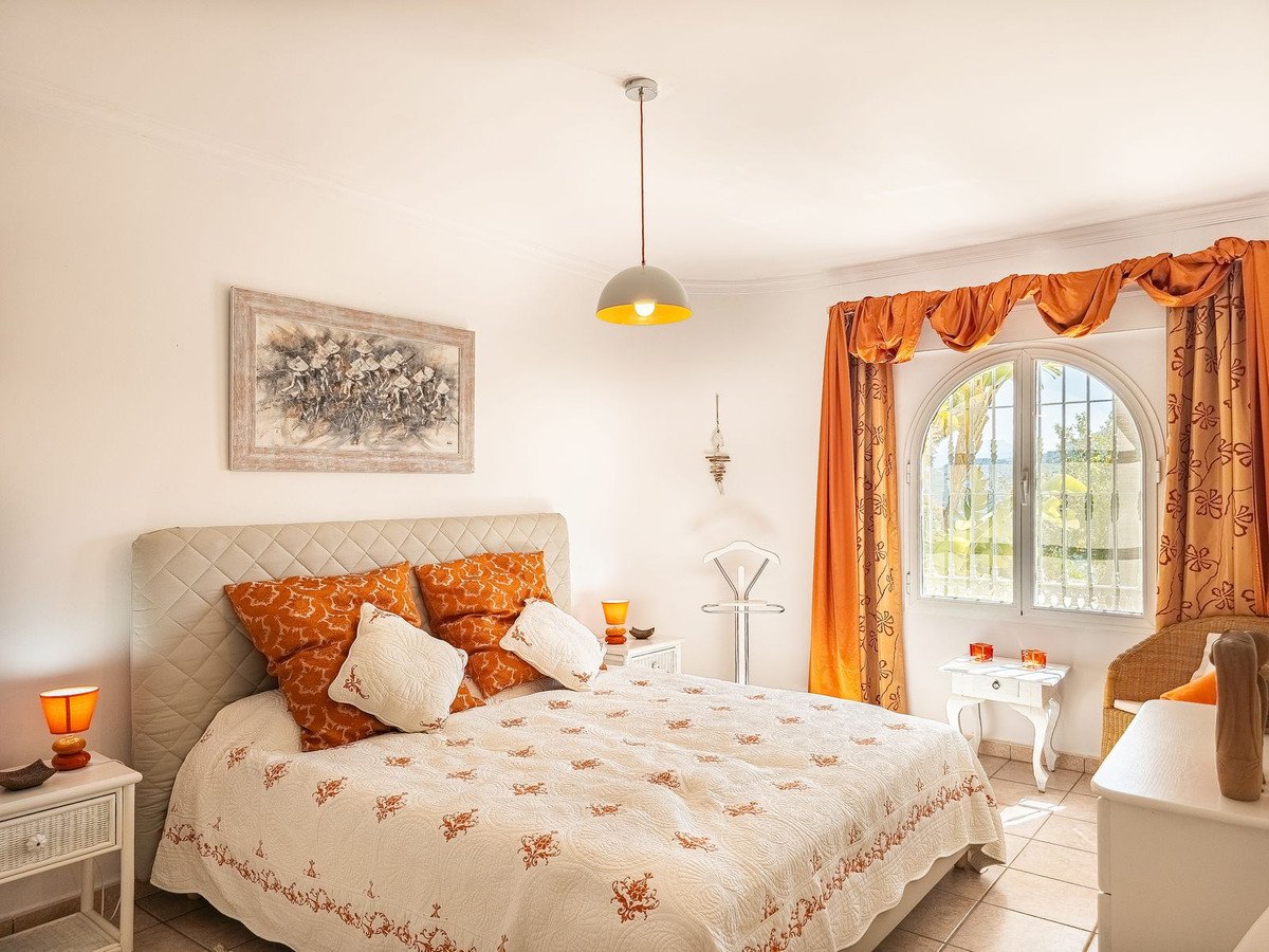 3 Bed Detached Villa in Arenas in Arenas — Detached Villa