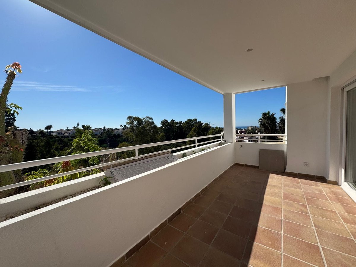 2 Bed Middle Floor Apartment in Atalaya in Atalaya, Apartment