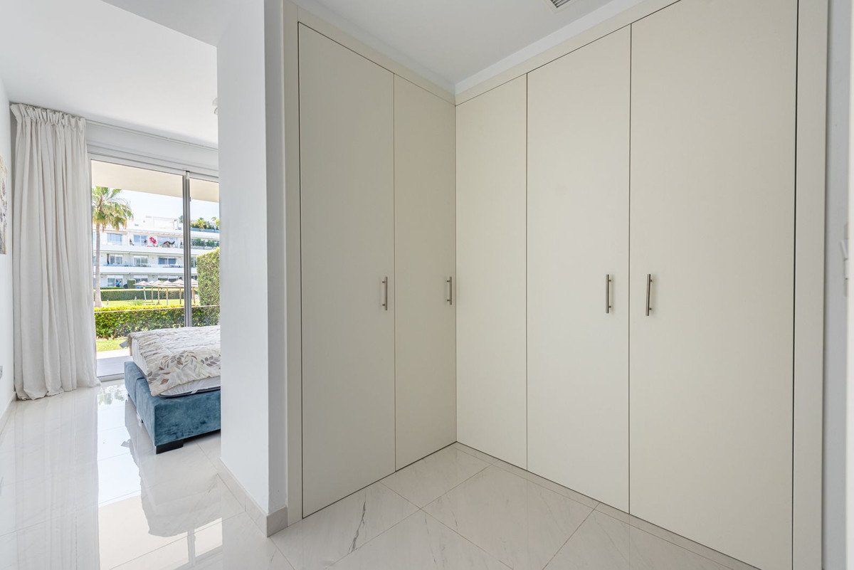 3 Bed Ground Floor Apartment in Bel Air in Bel Air — Apartment