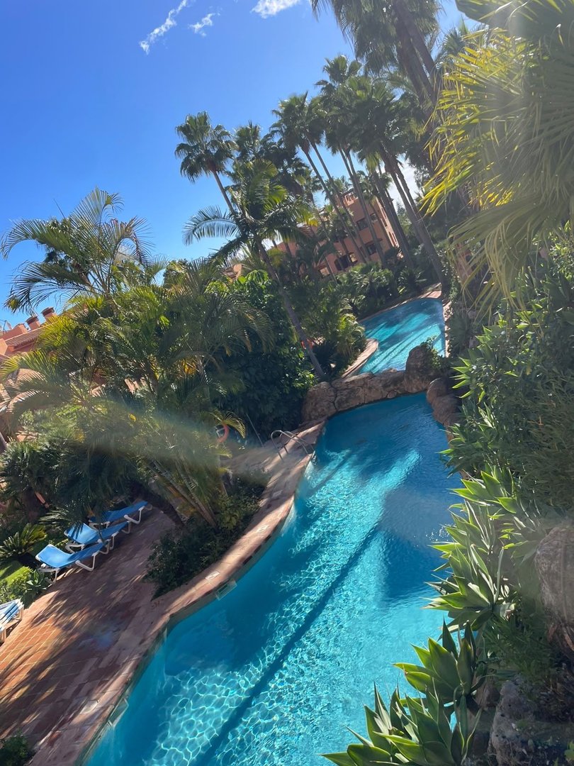 2 Bed Middle Floor Apartment in Benahavís in Benahavís, Apartment