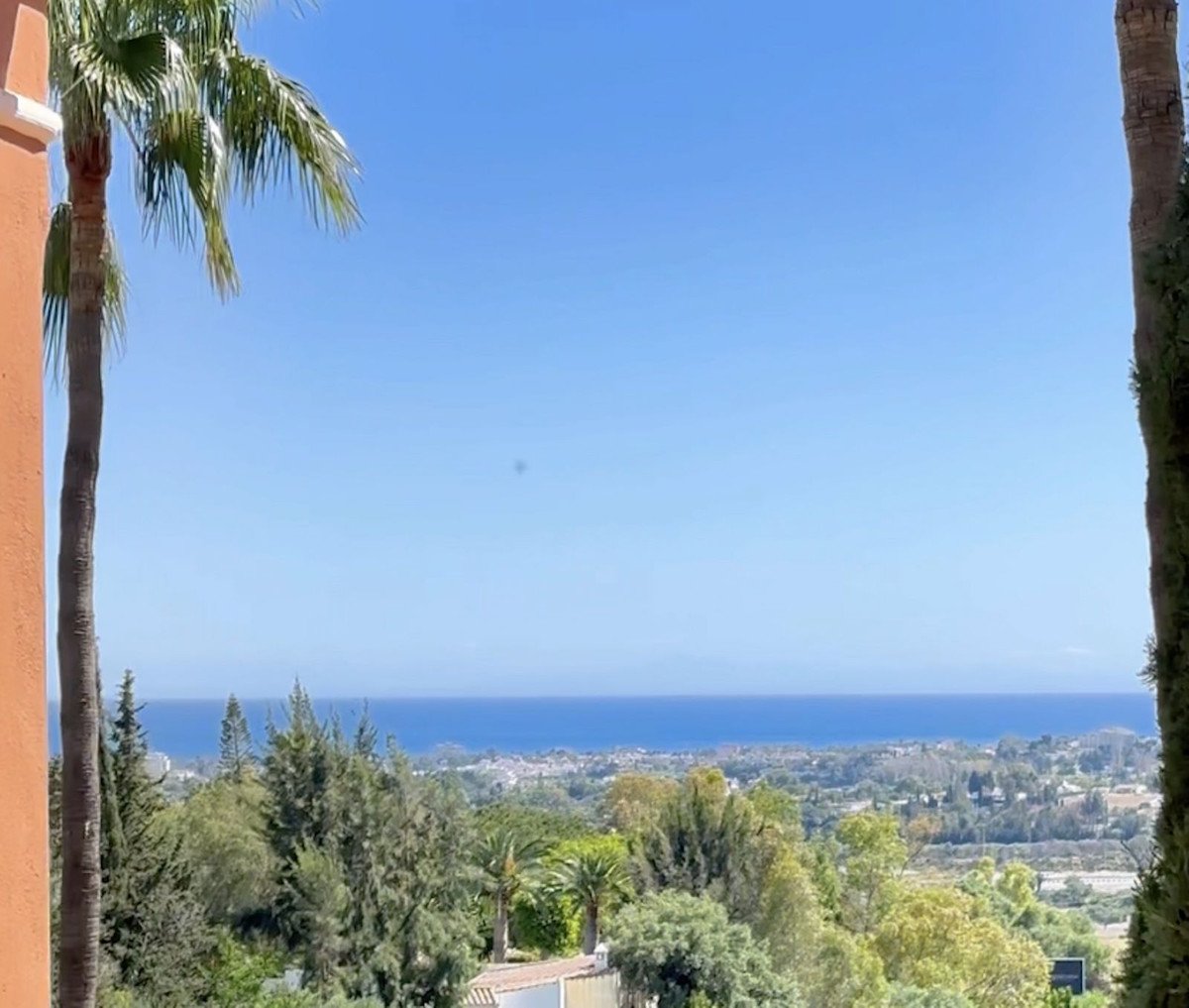 3 Bed Tussenverdieping Appartement in Monte Halcones in La Quinta, Appartement