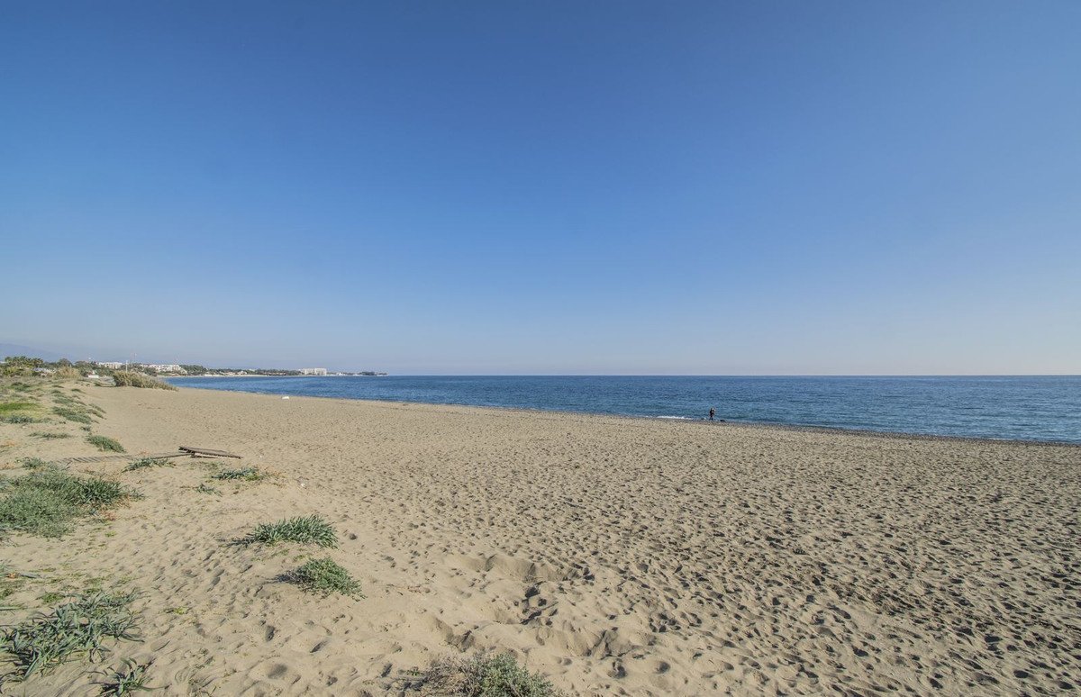 3 Bed Top Floor Apartment in Costalita in Costalita, Apartment