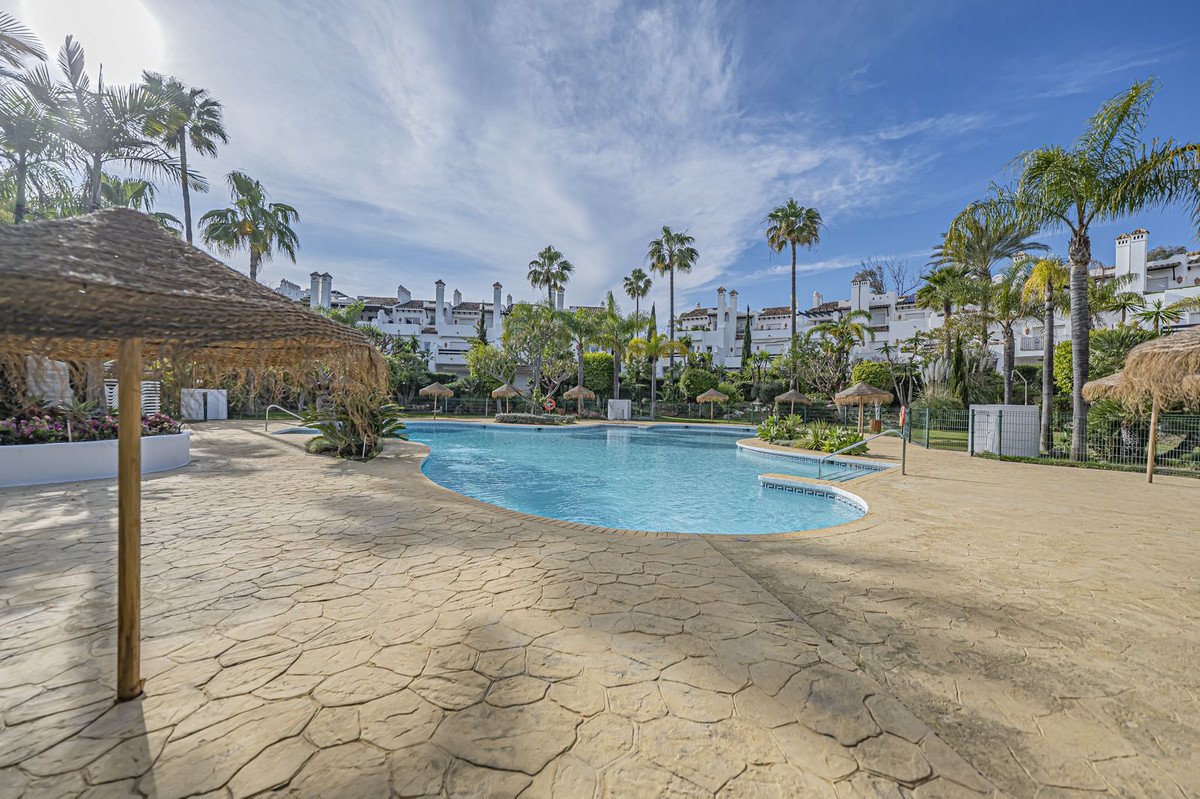 3 Bed Townhouse in Costalita in Costalita, Townhouse