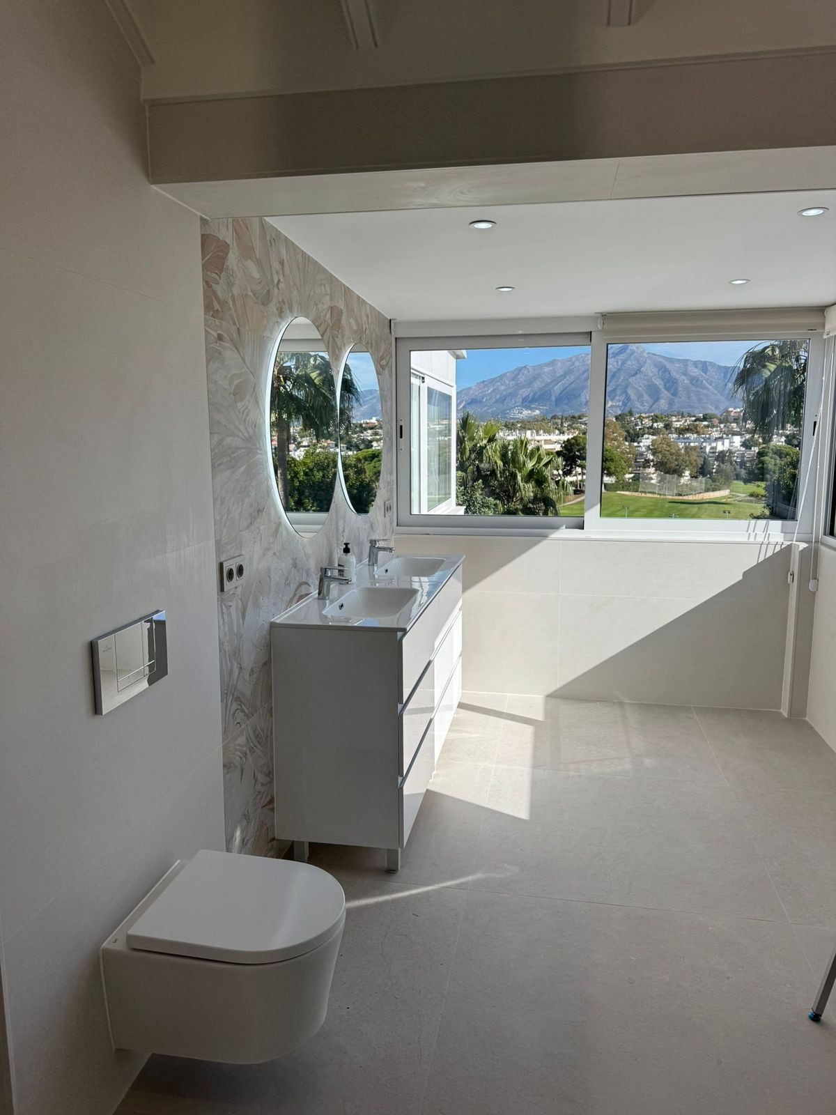 3 Bed منزل شبه منفصل in Guadalmina Alta في Guadalmina Alta, منزل شبه منفصل