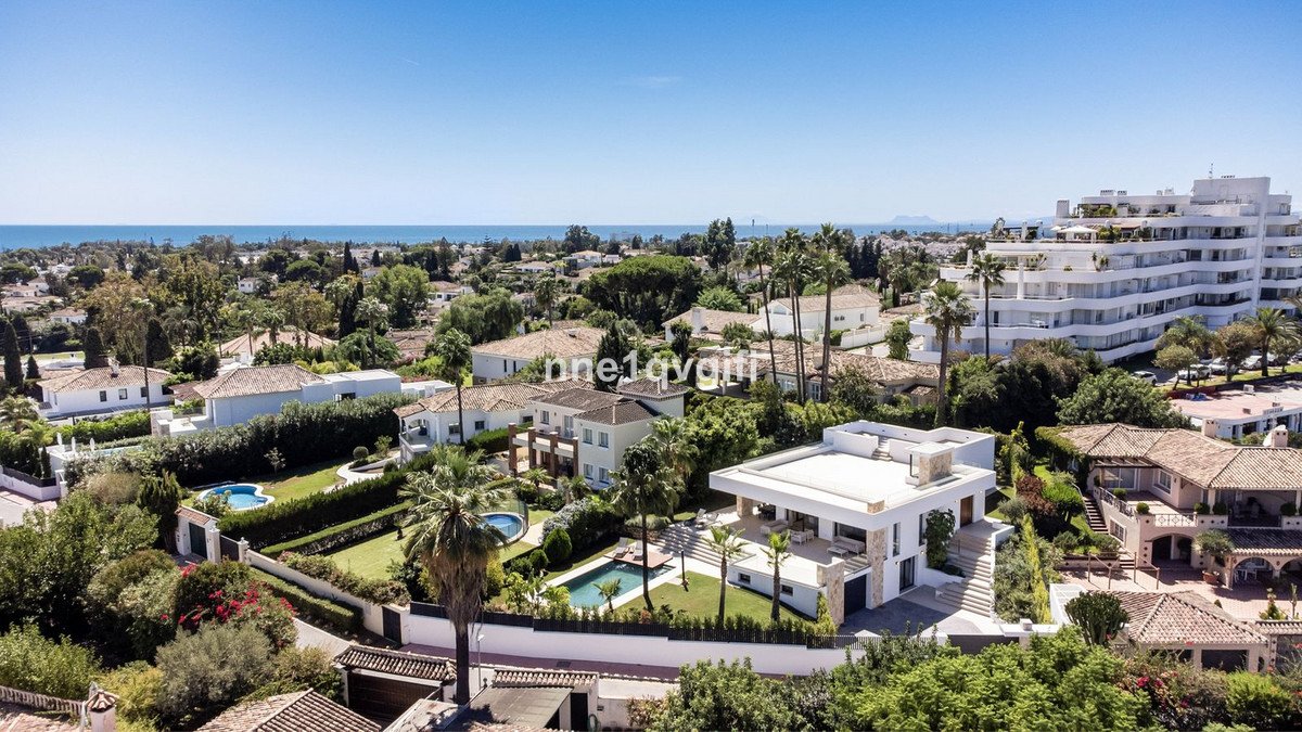 4 Bed Vrijstaande Villa in Guadalmina Alta in Guadalmina Alta, Vrijstaande Villa