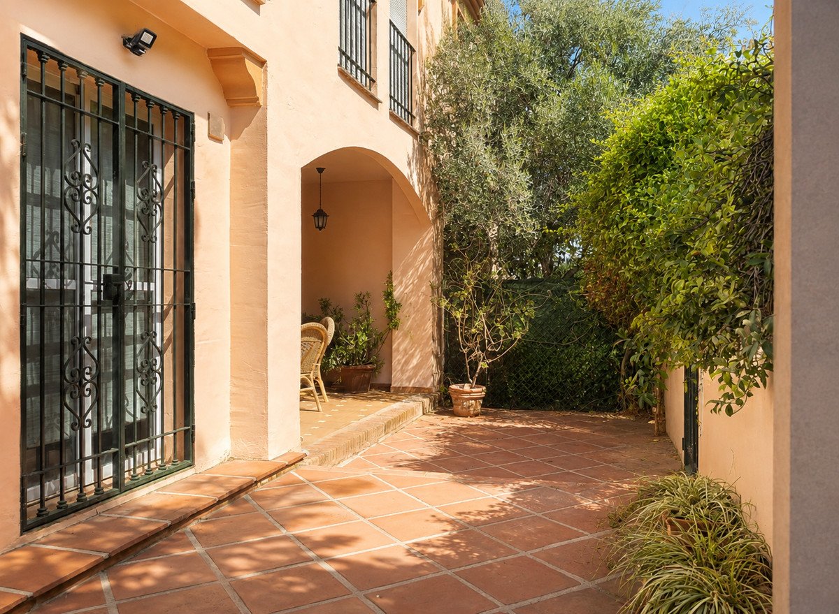 30 photo