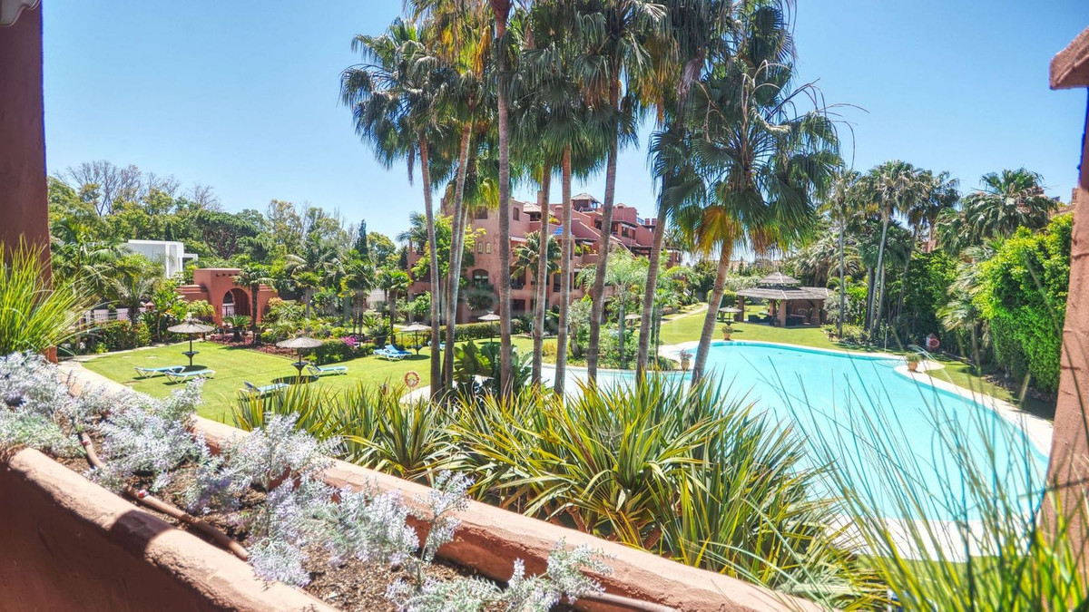 3 Bed بنتهاوس in Guadalmina Baja في Guadalmina Baja, بنتهاوس