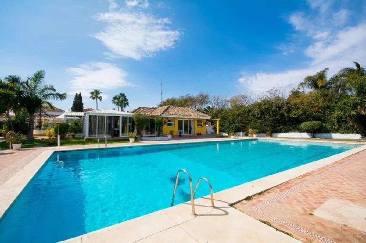 3 Bed Rijtjeshuis in Guadalmina Baja in Guadalmina Baja, 