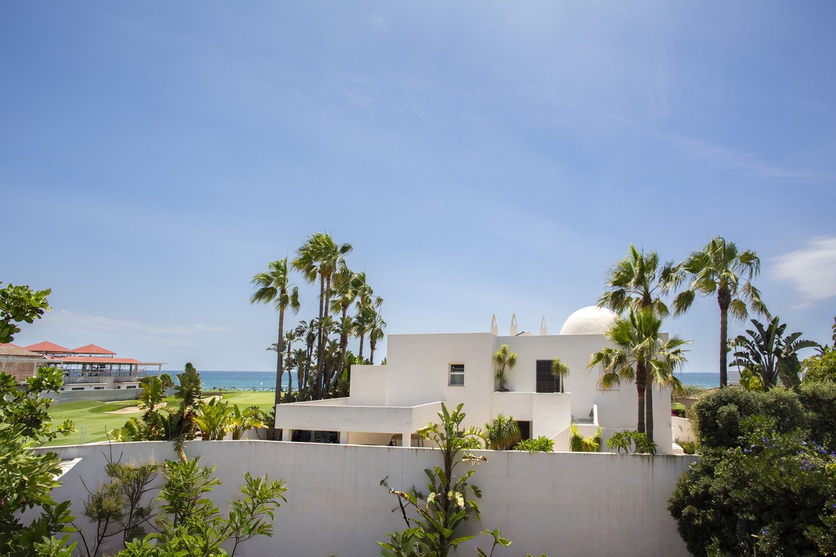 4 Bed Detached Villa in Guadalmina Baja in Guadalmina Baja, Detached Villa