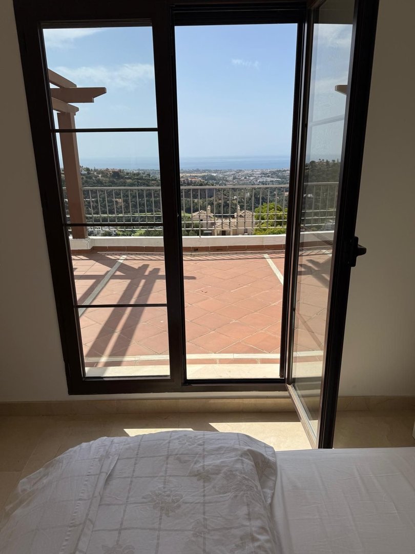2 Bed Penthouse in Benahavís in Benahavís, Penthouse