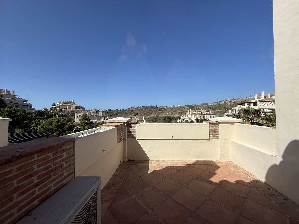 3 Bed بنتهاوس Duplex in Benahavís في Benahavís, شقة دوبلكس بنتهاوس