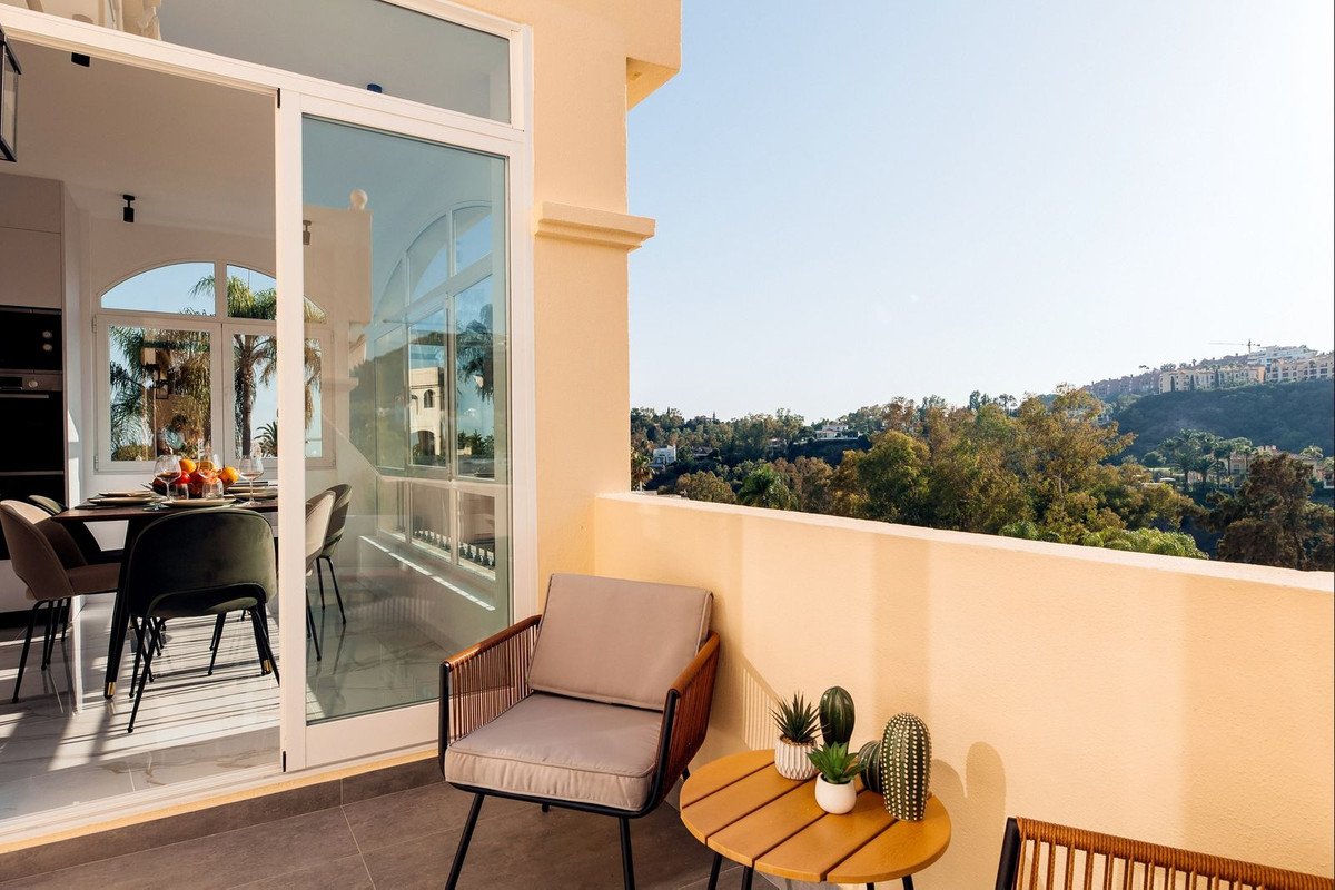 3 Bed Penthouse in La Quinta in La Quinta, penthouse