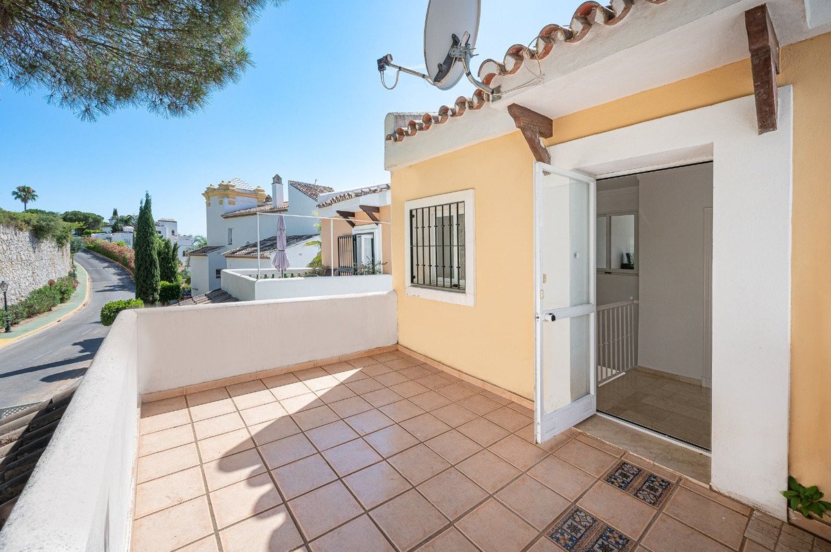4 Bed بيت مدينة in La Quinta في La Quinta, تاونهاوس