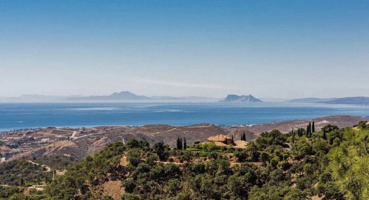 Residential Plot in La Zagaleta in La Zagaleta, Building Plot