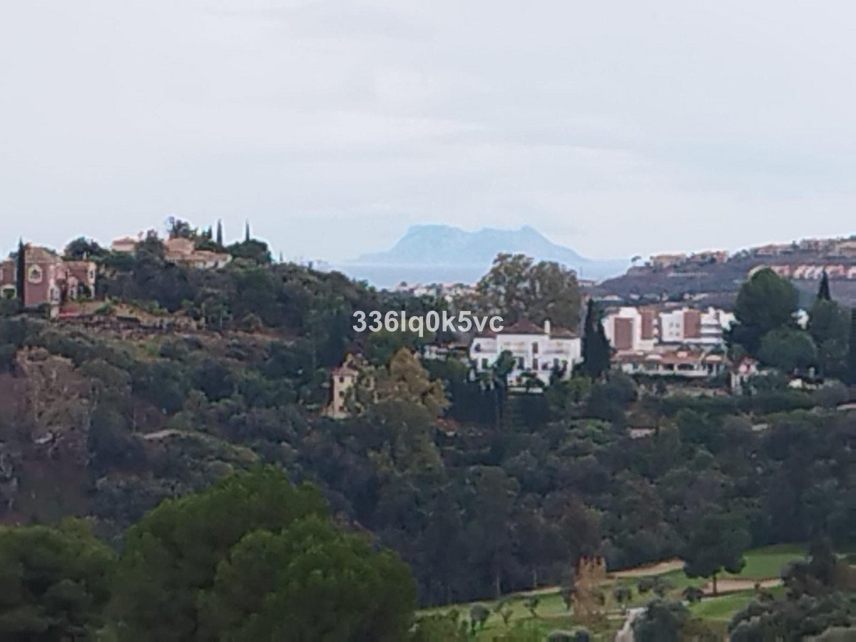 2 Bed شقة في الطابق الأوسط in Los Arqueros في Los Arqueros, شقة
