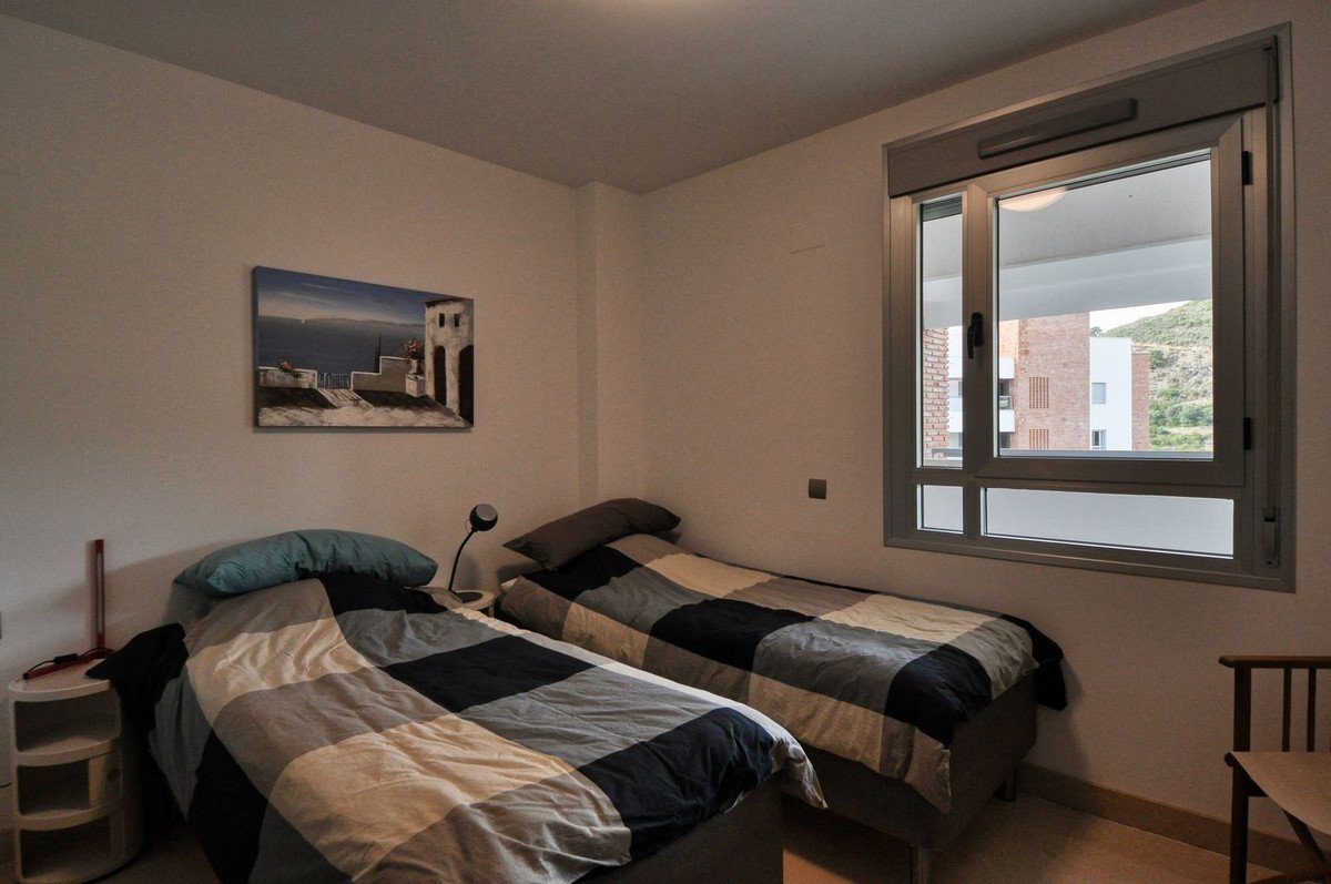 2 Bed شقة في الطابق الأوسط in Los Arqueros في Los Arqueros, شقة