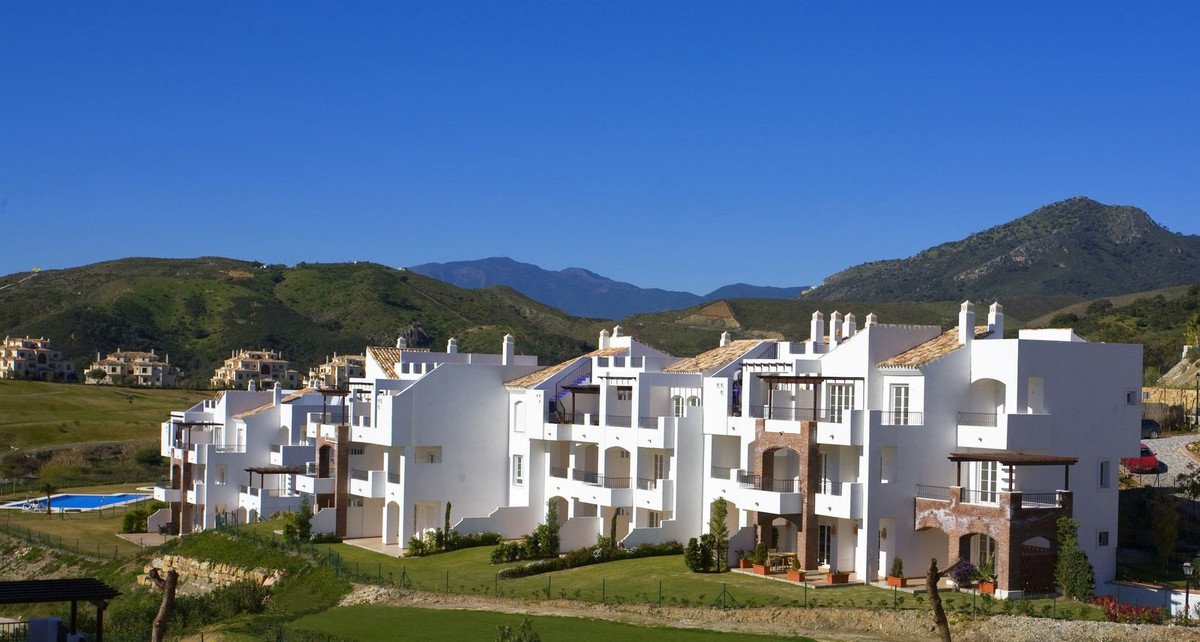 3 Bed Ground Floor Apartment in Los Arqueros in Los Arqueros, Apartment