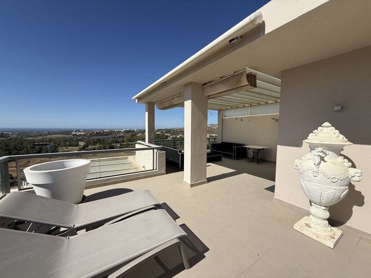 2 Bed Penthouse in Los Arqueros in Los Arqueros, Penthouse