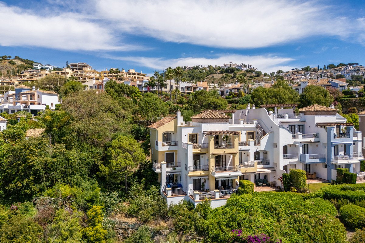 3 Bed Penthouse in Los Arqueros in Los Arqueros, 