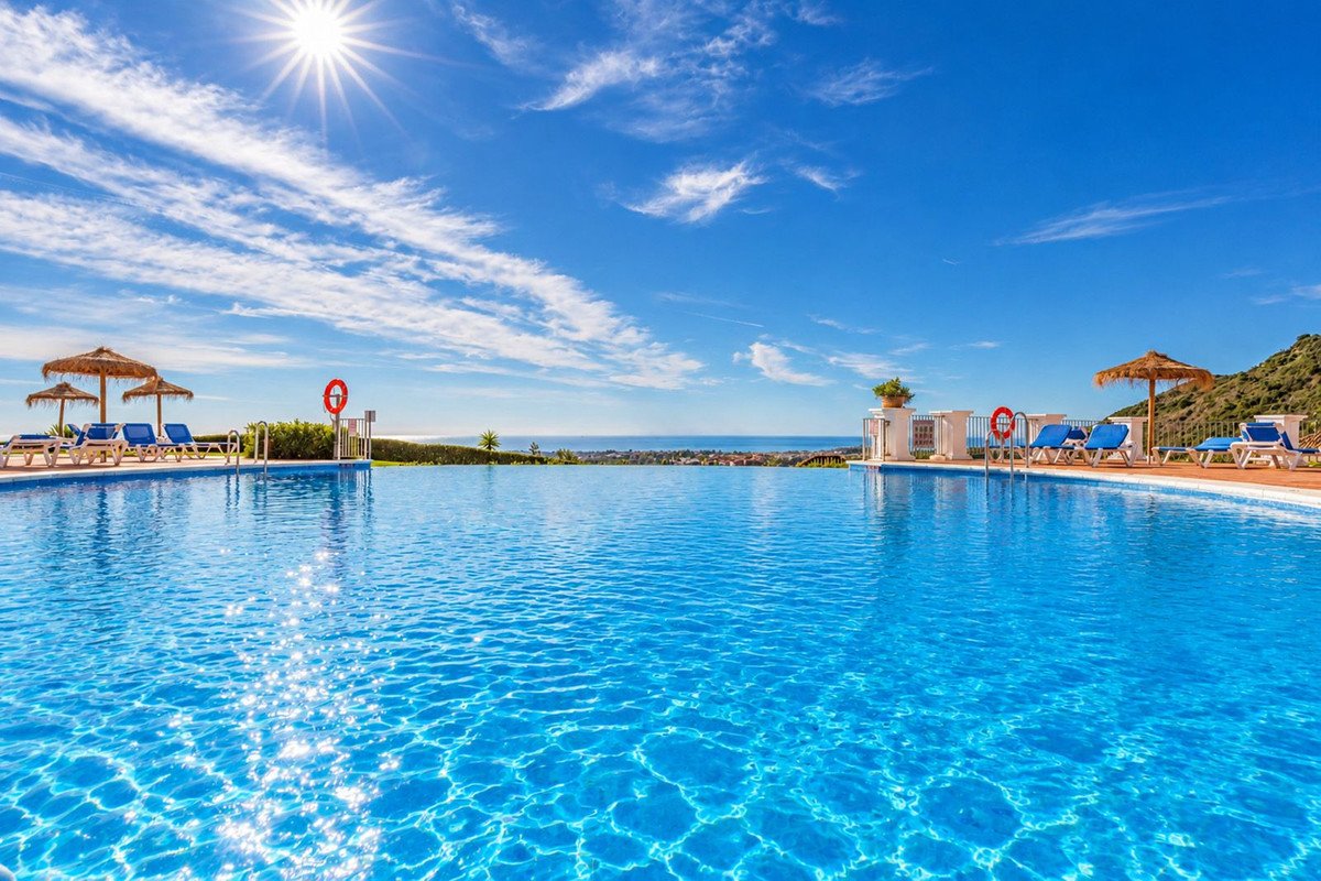 3 Bed Пентхаус in Los Arqueros