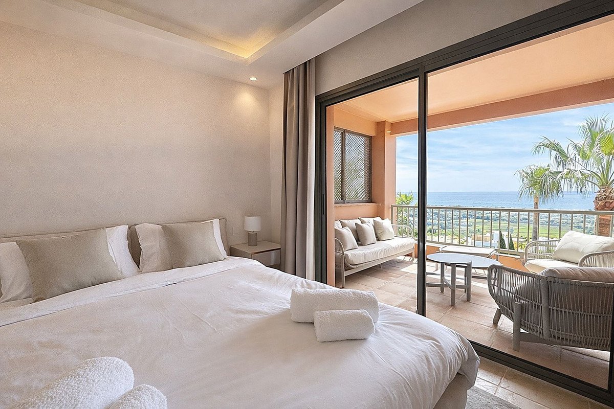 3 Bed شقة في الطابق الأوسط in Los Flamingos في Los Flamingos, شقة سكنية