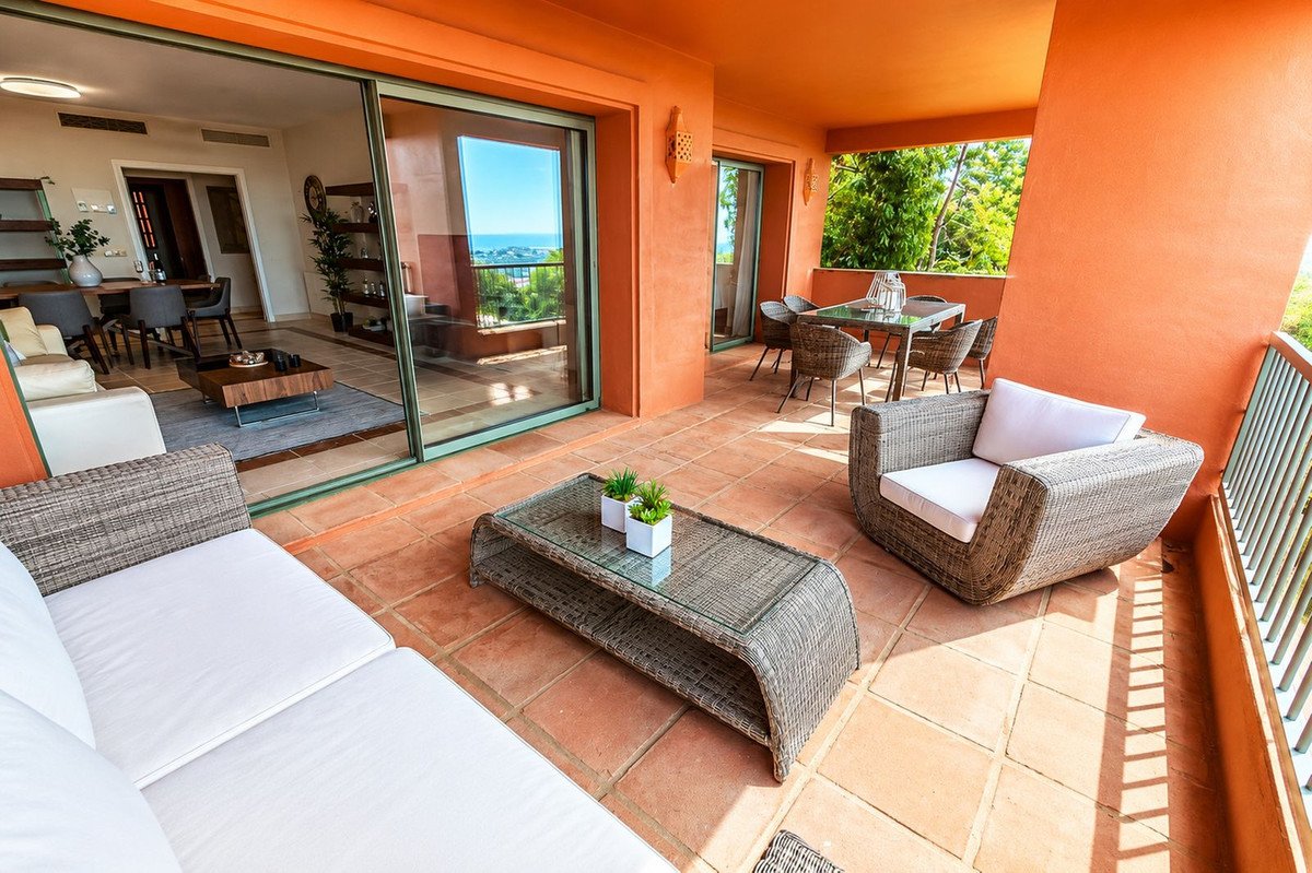 3 Bed Middle Floor Apartment in Los Flamingos in Los Flamingos, Apartment