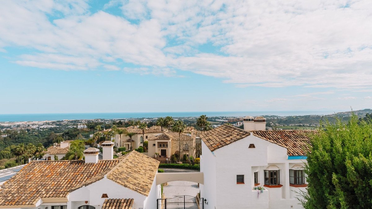 3 Bed بيت مدينة in Benahavís في Benahavís, 