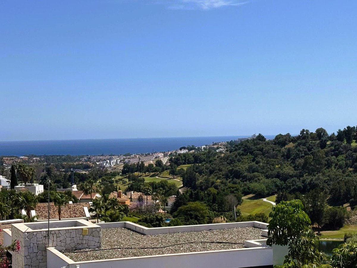 5 Bed Detached Villa in Benahavís in Benahavís, Detached Villa