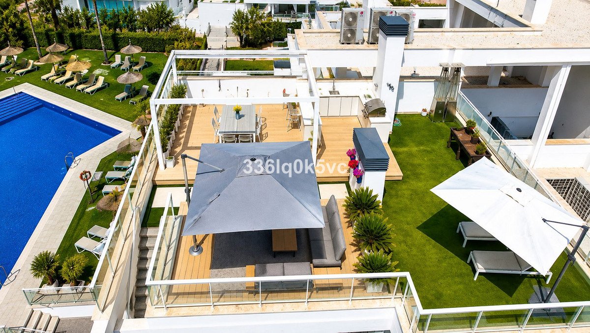 3 Bed Penthouse in Benahavís in Benahavís, Penthouse