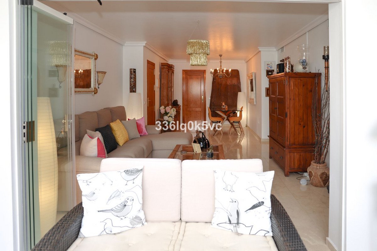 2 Bed Апартамент на партера in Benahavís в Benahavís, Апартамент
