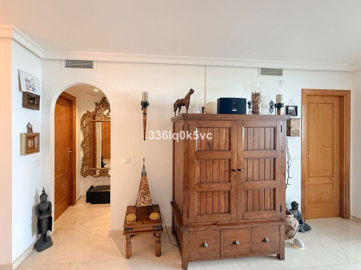 2 Bed Begane Grond Appartement in Benahavís in Benahavís, Appartement
