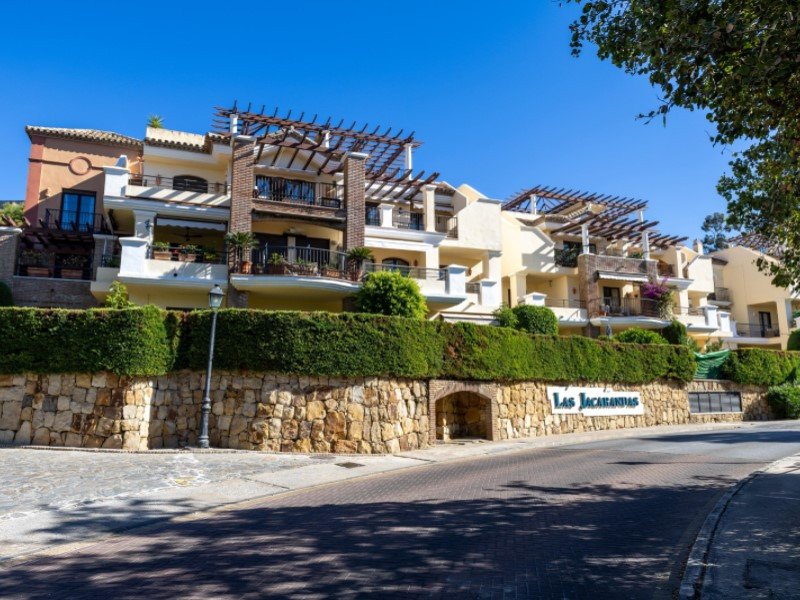 2 Bed Erdgeschosswohnung in Benahavís in Benahavís, 