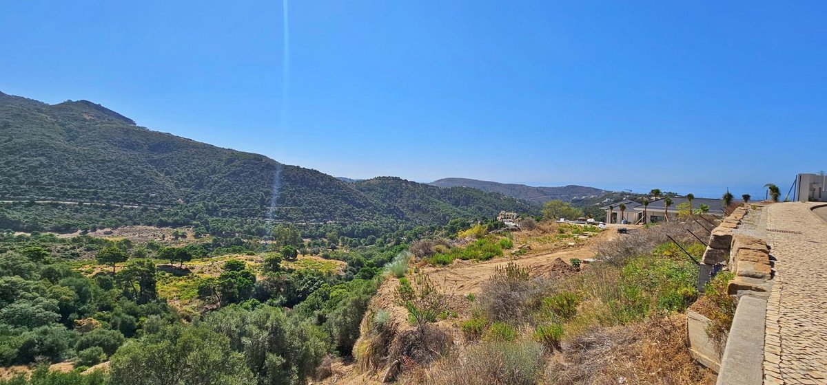 Residential Plot in Benahavís en Benahavís, Parcela Urbanizable