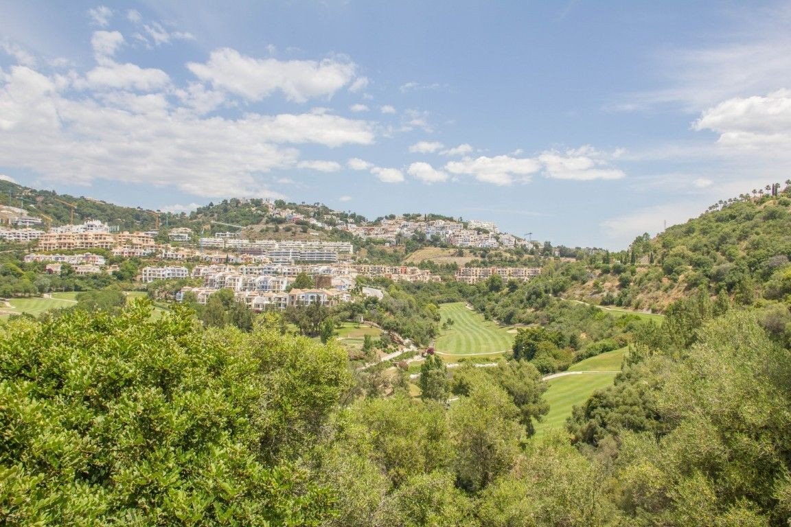 Residential Plot in Benahavís में Benahavís, आवासीय भूमि
